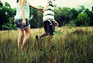 Cô nàng Nhân Mã chàng trai Bạch Dương - cặp đôi "quẩy" tưng bừng