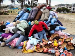 Đón năm mới kiểu kỳ quặc để mong được may mắn