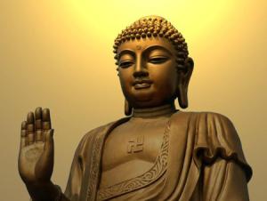 Niệm hương cúng Phật, nên niệm danh hiệu Phật nào trước?