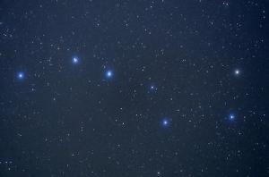 Nốt ruồi đế vương báo trước cơ nghiệp