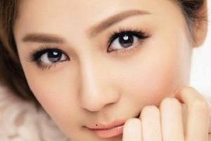 Soi nốt ruồi xui xẻo trên mặt nữ giới