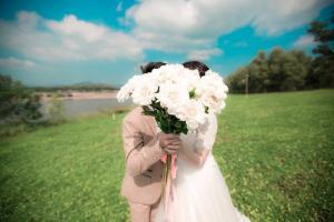 Người tuổi nào càng kết hôn càng muộn càng hạnh phúc