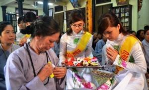 Chớ nhầm lẫn giữa lễ Vu Lan và lễ cúng Cô hồn