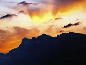 10 bức tượng Phật tự nhiên khiến con người kinh ngạc