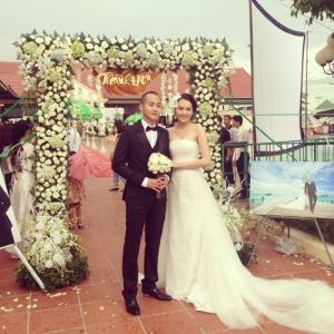 Lễ cưới đã chuẩn bị sẵn vấp phải lễ tang tính sao đây?