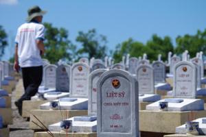 Chiêu hồn nạp táng là gì?