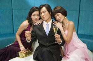 Con trai tuổi nào chúa lăng nhăng