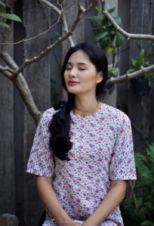 Những mẫu áo dài sáng bừng sắc xuân 2016