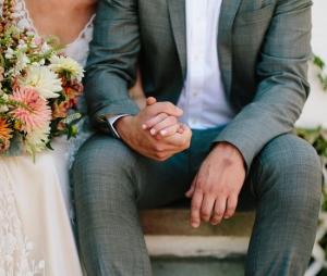 Lấy vợ tuổi Heo, tha hồ mà giữ