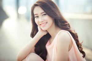 3 hoa khôi sắc đẹp nổi bật nhất vòng tròn hoàng đạo