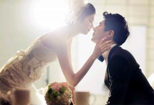 Điểm danh các cặp đôi kết hôn trong năm 2017 sẽ đại tài, đại lộc