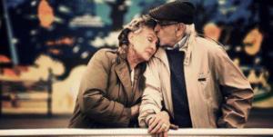 "Tóm nhanh" 4 con giáp nam mang lại một đời vinh hoa cho phái nữ