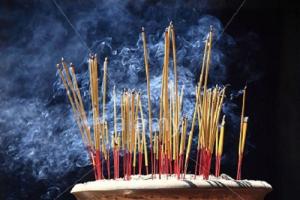 Chọn NGÀY TỐT để TẾ LỄ trong tháng 8 năm 2016