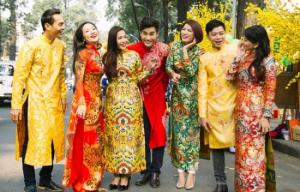 Tết nay mặc màu gì để cả năm Đinh Dậu 2017 may mắn, giàu sang bạc tỷ?