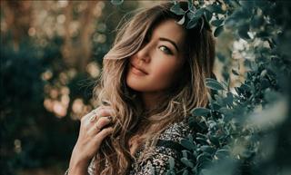 Tính cách tuổi Tị cung Nhân Mã: Điềm tĩnh và tò mò