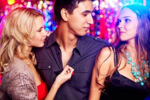 Lá số tử vi của người đa tình, mệnh làm kẻ thứ 3 rõ mồn một