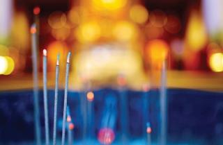 Vì sao phải thờ cúng ông bà tổ tiên, người đã khuất?