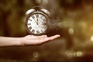 Xếp hạng quan niệm về thời gian của 12 chòm sao