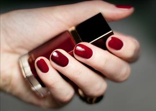 Xem móng tay biết người cá tính mạnh yếu thế nào