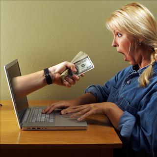 Gặp 3 dấu hiệu này, mau mau may TÚI 3 GANG mà đựng tiền đi