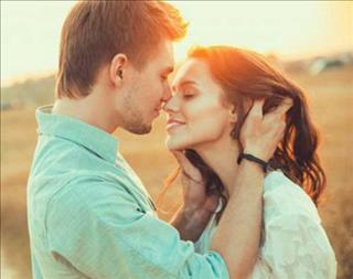 Chiêu gây chú ý của 12 chòm sao nam khi gặp nữ thần