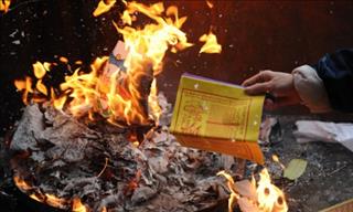 Đốt vàng mã trong tháng Cô hồn thế nào cho chuẩn