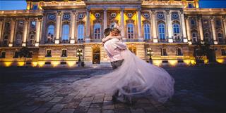 Phụ nữ là phái yếu sao phải mạnh mẽ?