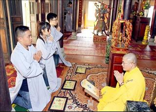 Quy y tam bảo là gì? Chúng ta đã hiểu nhầm về việc quy y như thế nào?