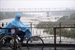 Dự báo thời tiết hôm nay 26/10: Duyên hải miền Trung sáng sớm mưa rào