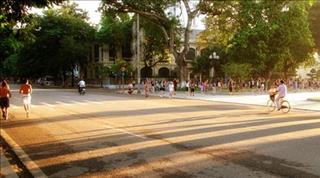 Dự báo thời tiết Hà Nội ngày mai 1/11: Thủ đô ngày nắng, đêm và sáng sớm lạnh