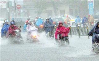 Dự báo thời tiết TPHCM 8/11: Mưa dông rải rác, nền nhiệt giảm