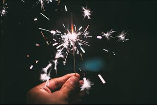 Tử vi Thứ 7 ngày 29/12/2018 của 12 cung hoàng đạo: Nhân Mã rạo rực, Ma Kết cô đơn