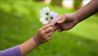 Sau rằm tháng Giêng 2018, 3 con giáp này sẽ được quý nhân phù trợ, thành công như cá hóa rồng