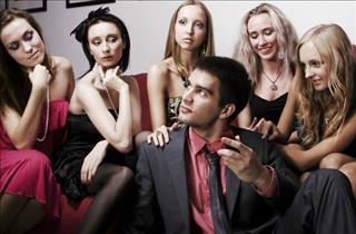 Top 4 con giáp đa tình bậc nhất thiên hạ, thay người yêu như thay áo