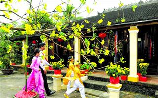 Chọn người xông nhà đầu năm như thế nào cho cả năm sung túc đủ đầy, hạnh phúc vui vầy