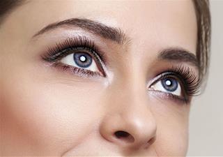 Mơ thấy lông mày là điềm báo xấu hay tốt?