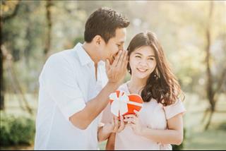 "Mật ngọt chết ruồi", chòm sao nào là cao thủ nói lời yêu