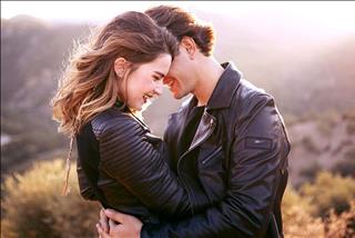 Tình yêu nữ Sư Tử nam Bạch Dương: Định mệnh trời ban, sinh ra là để dành cho nhau