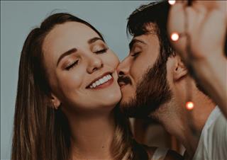 Tình yêu nữ Nhân Mã nam Cự Giải: Nếu không tin tưởng thì hôn nhân là địa ngục