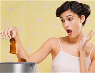 Điểm mặt những chòm sao nữ vụng về, nên thay đổi không sẽ "ế" dài dài