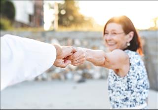 Tử vi hàng ngày 2/9/2019 về tình cảm của 12 con giáp: Ai ngập tràn trong hạnh phúc?