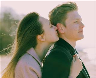 Tình yêu nữ Thiên Bình nam Cự Giải: Nhiều mâu thuẫn nhưng chẳng muốn chia ly