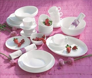 Bất ngờ với giấc mơ về chén bát