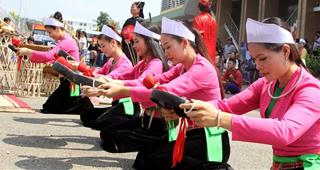 Phong tục lạ ngày Tết một số vùng Việt Nam