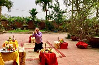 Cúng Rằm tháng Giêng năm 2025 trong nhà hay ngoài trời - Lời khuyên của chuyên gia phong thủy