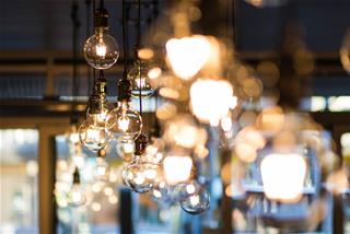 Tử vi thứ 4 ngày 14/10/2020 của 12 cung hoàng đạo: Nhân Mã lo lắng, Kim Ngưu nhanh nhạy