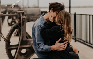 Tử vi hôm nay 14/2/2021 về tình yêu của 12 con giáp: Ai có buổi hẹn hò lãng mạn nhất Valentine này?