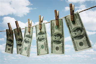 Cuối tuần này (8-9/2), tuổi Dần và 2 con giáp này đếm tiền nhiều không xuể, lộc tới tấp về nhà