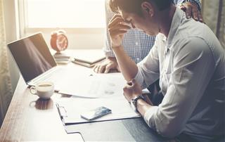 Top chòm sao thường để cảm xúc chi phối dẫn đến chủ quan, xao nhãng công việc