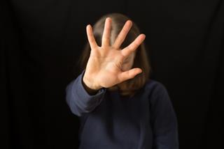 Tháng 7 dương lịch đến, những con giáp này khó thoát khỏi vận đen đeo bám